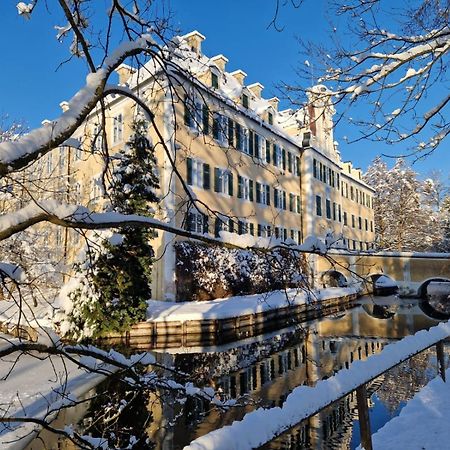 Wohnen Im Wasserschloss Sandizell シュロベンハウゼン エクステリア 写真