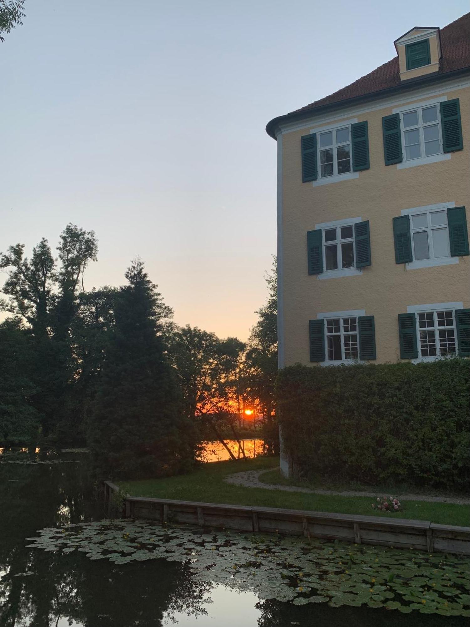 Wohnen Im Wasserschloss Sandizell シュロベンハウゼン エクステリア 写真