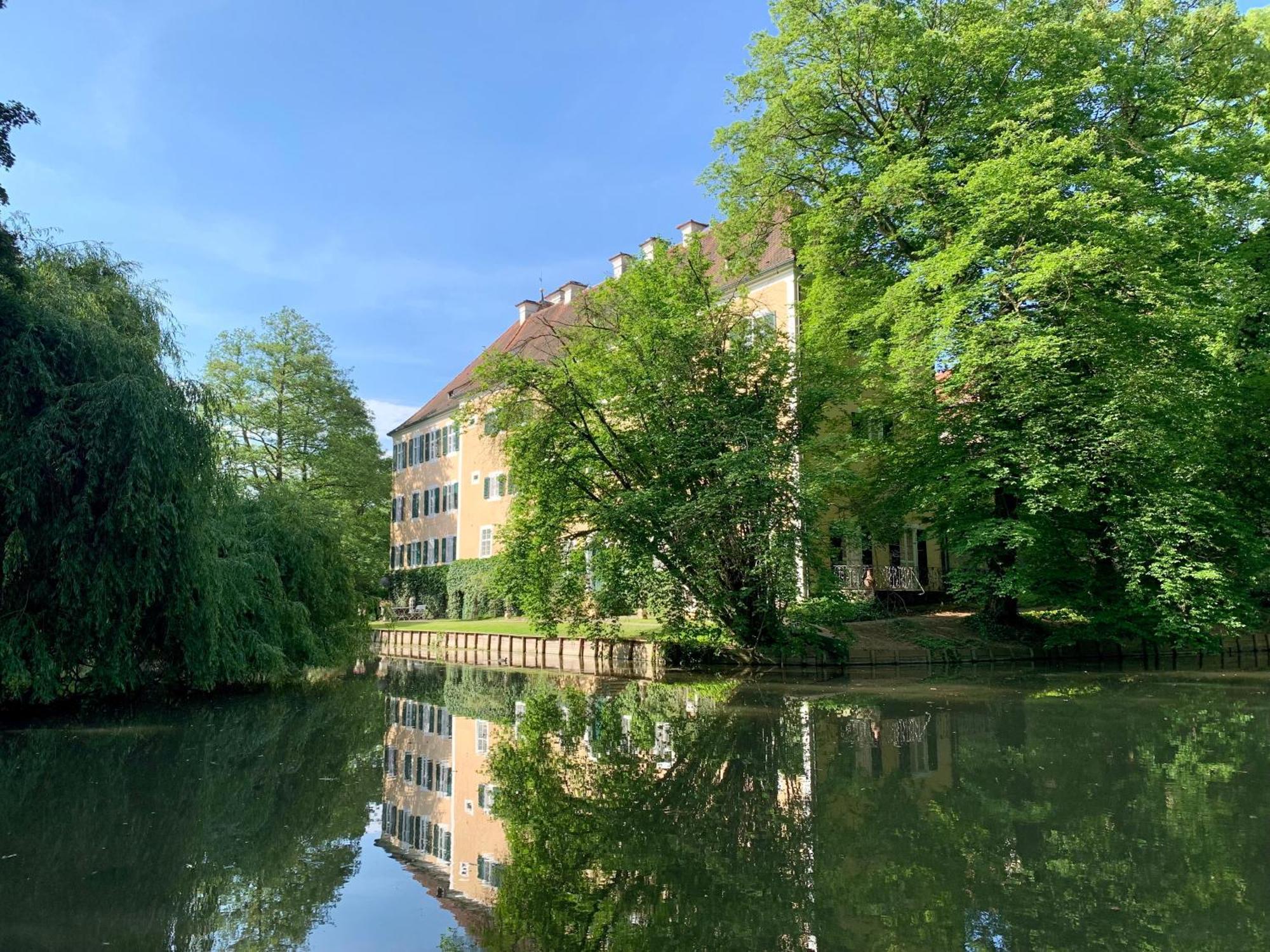 Wohnen Im Wasserschloss Sandizell シュロベンハウゼン エクステリア 写真